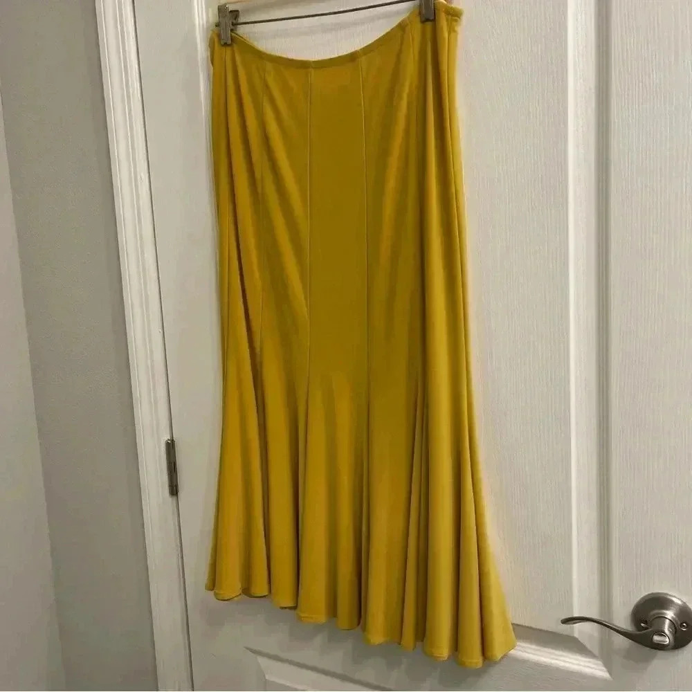 Skirt by Joseph Ribkoff - Picture 5 of 6